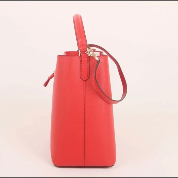 Michael Kors Large Bucket Flame ✨NWT✨ - Picture 3 of 4